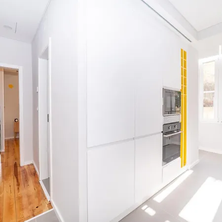 Casimiro Freire - Alameda Apartment *
